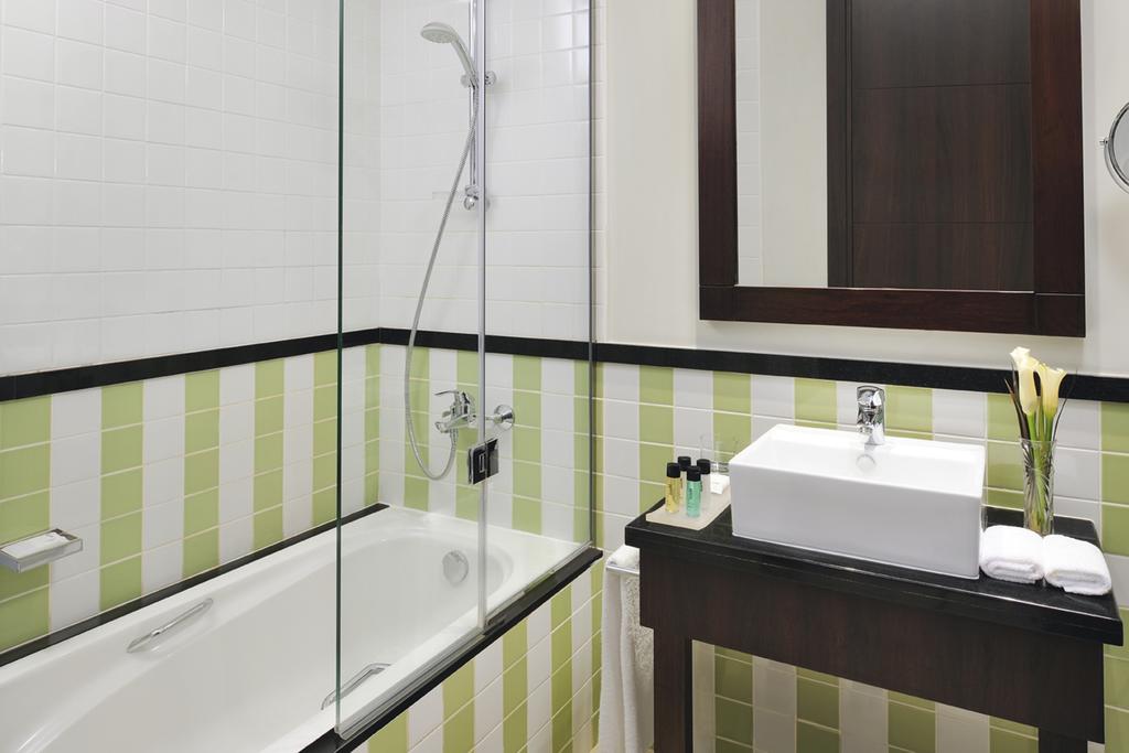 Mövenpick Hotel Apartments Al Mamzar Dubai