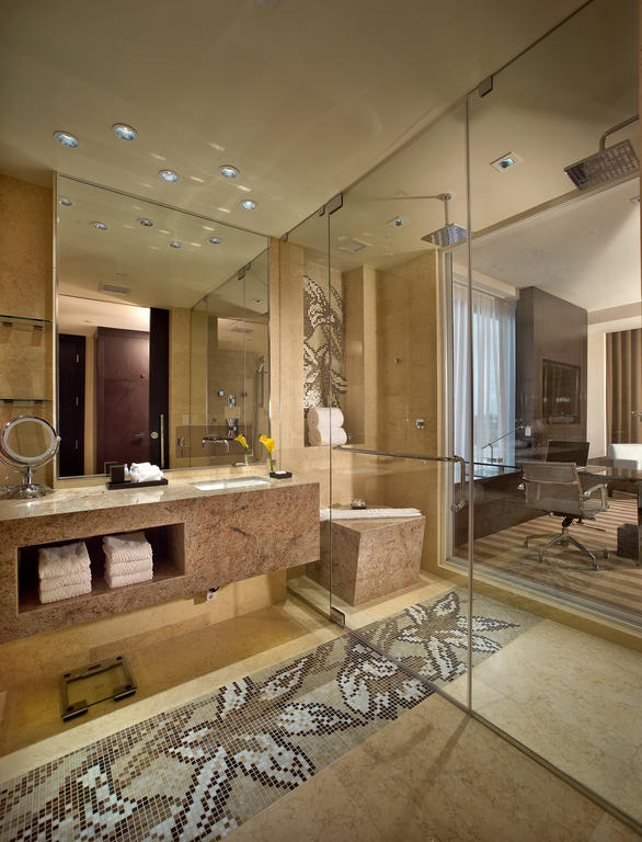 EB Hotel Miami