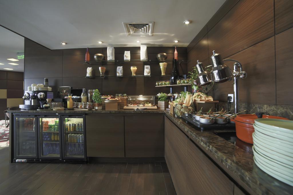 Radisson Blu, Abu Dhabi Yas Island