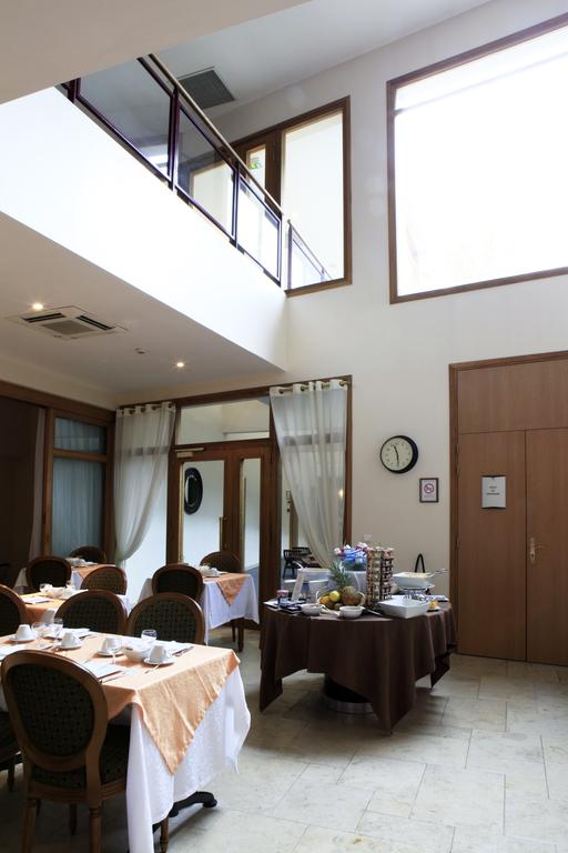 Amiral Hotel