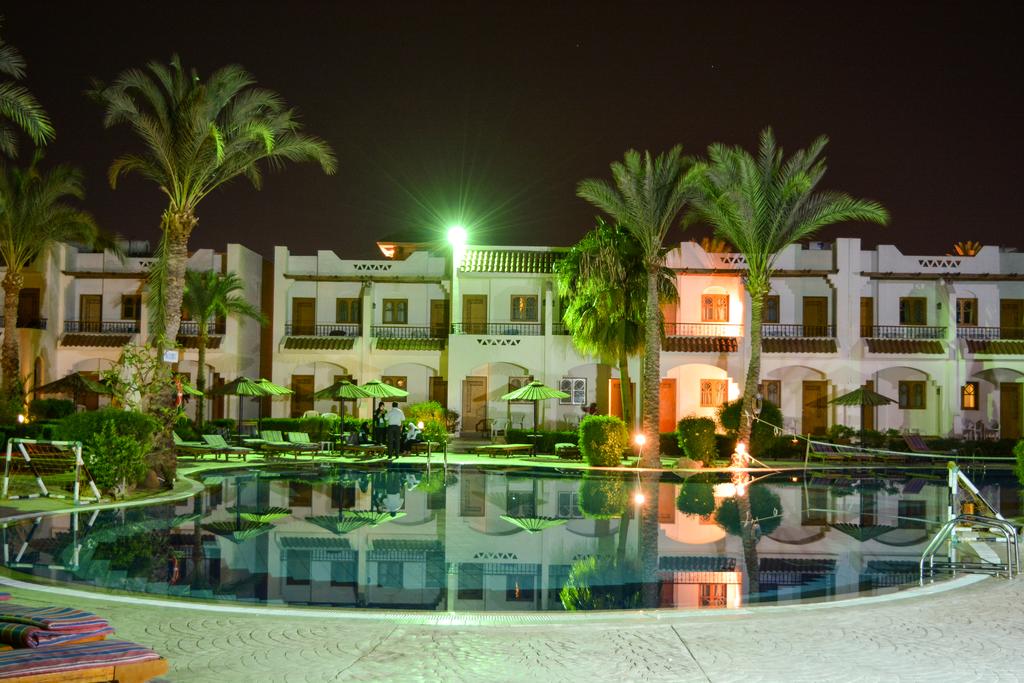 Dive Inn Resort