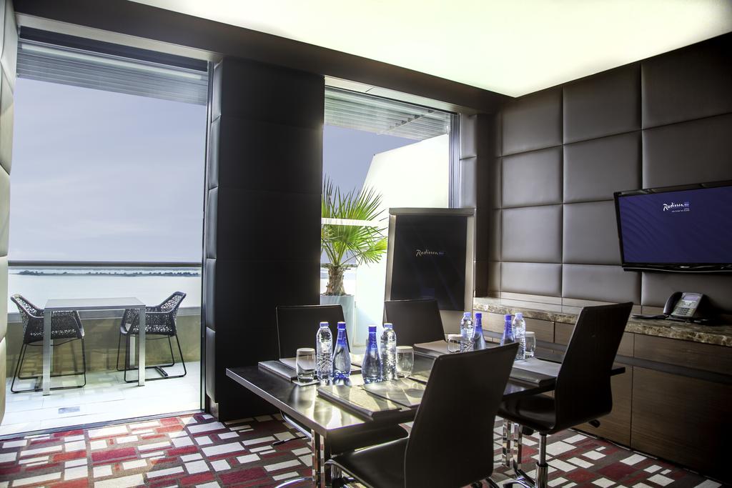 Radisson Blu, Abu Dhabi Yas Island
