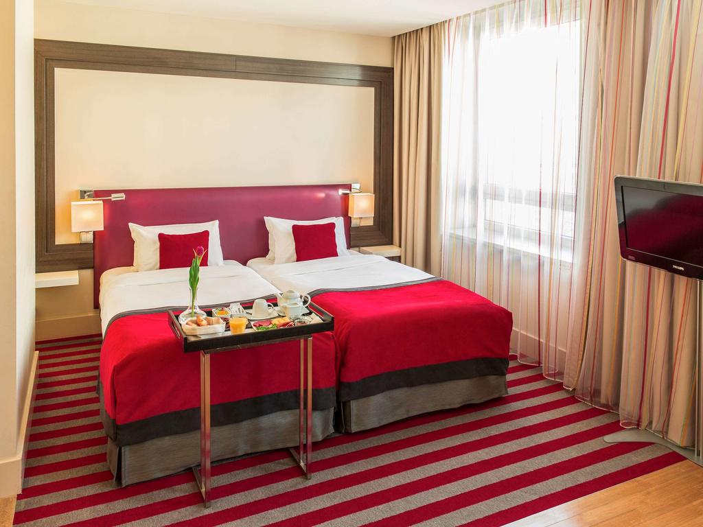 Mercure Warszawa Grand