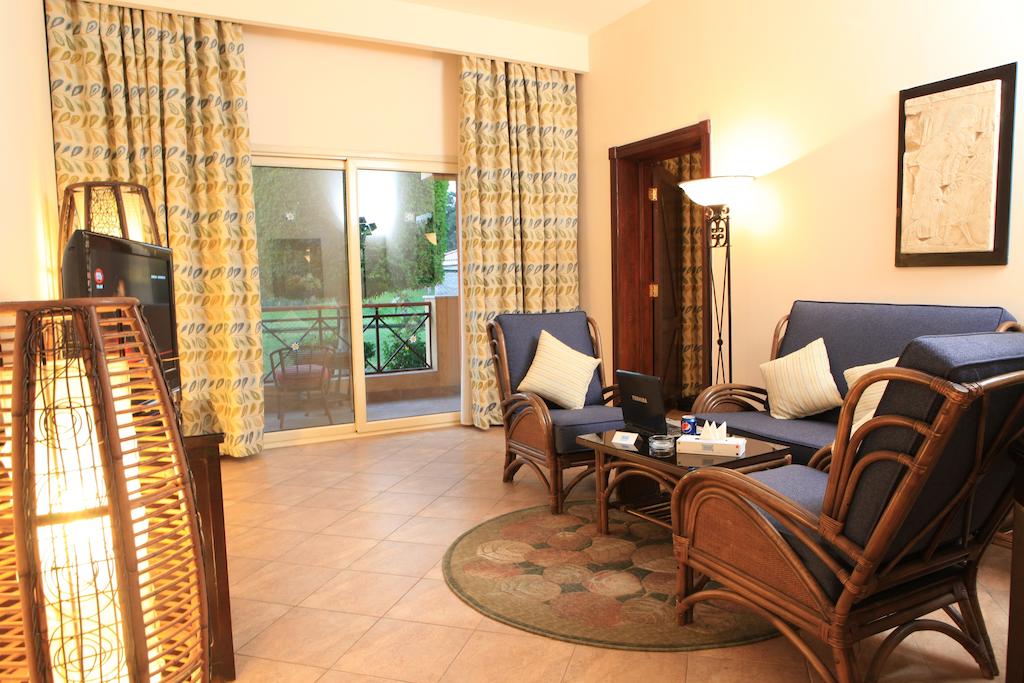 Swiss Inn Pyramids Golf Resort