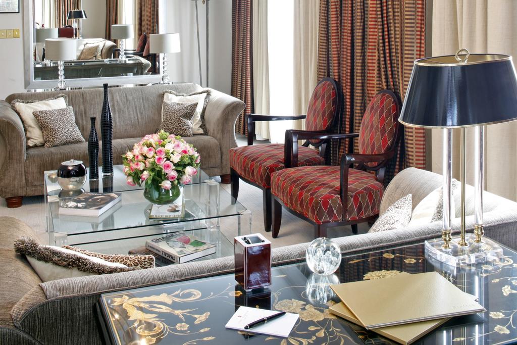 Warwick Paris