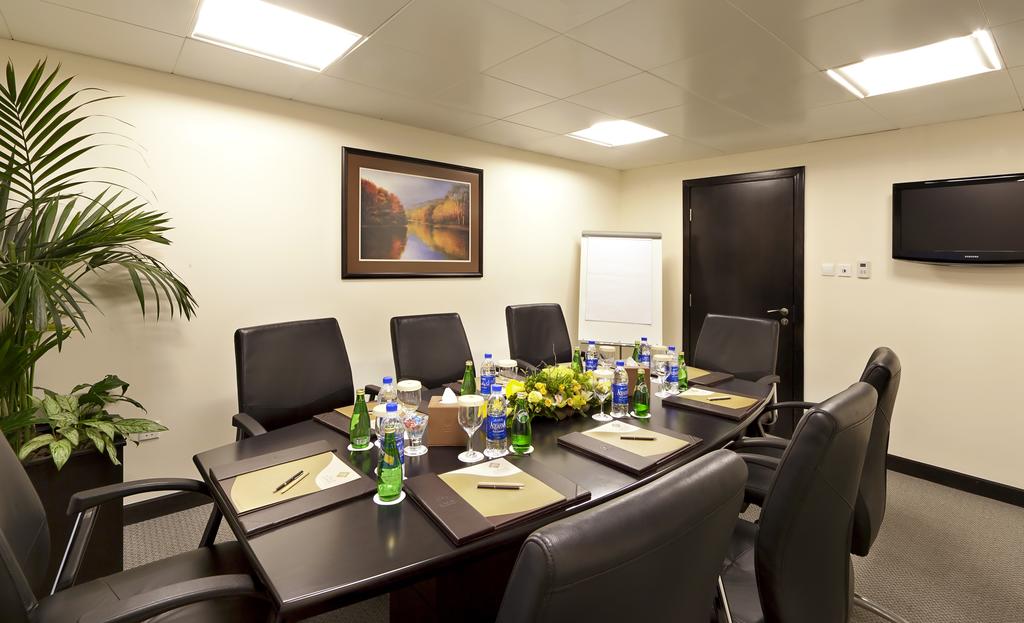 Al Manzel Hotel Apartments