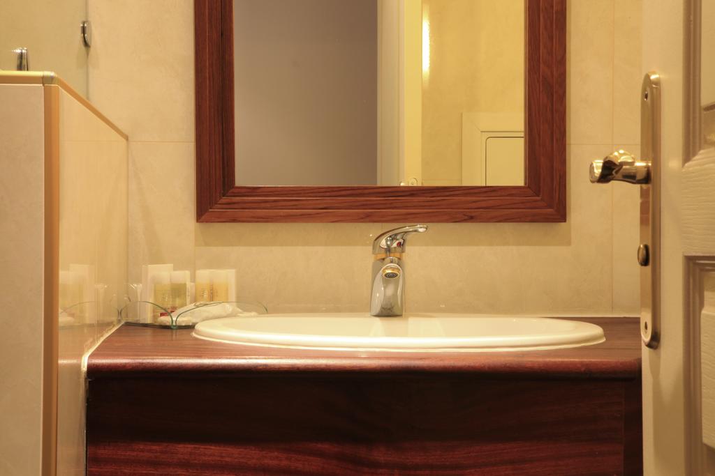 Amiral Hotel