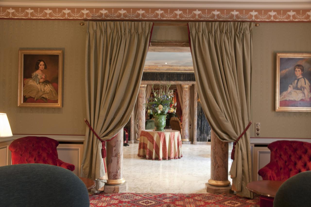 Victoria Palace Hôtel 5*