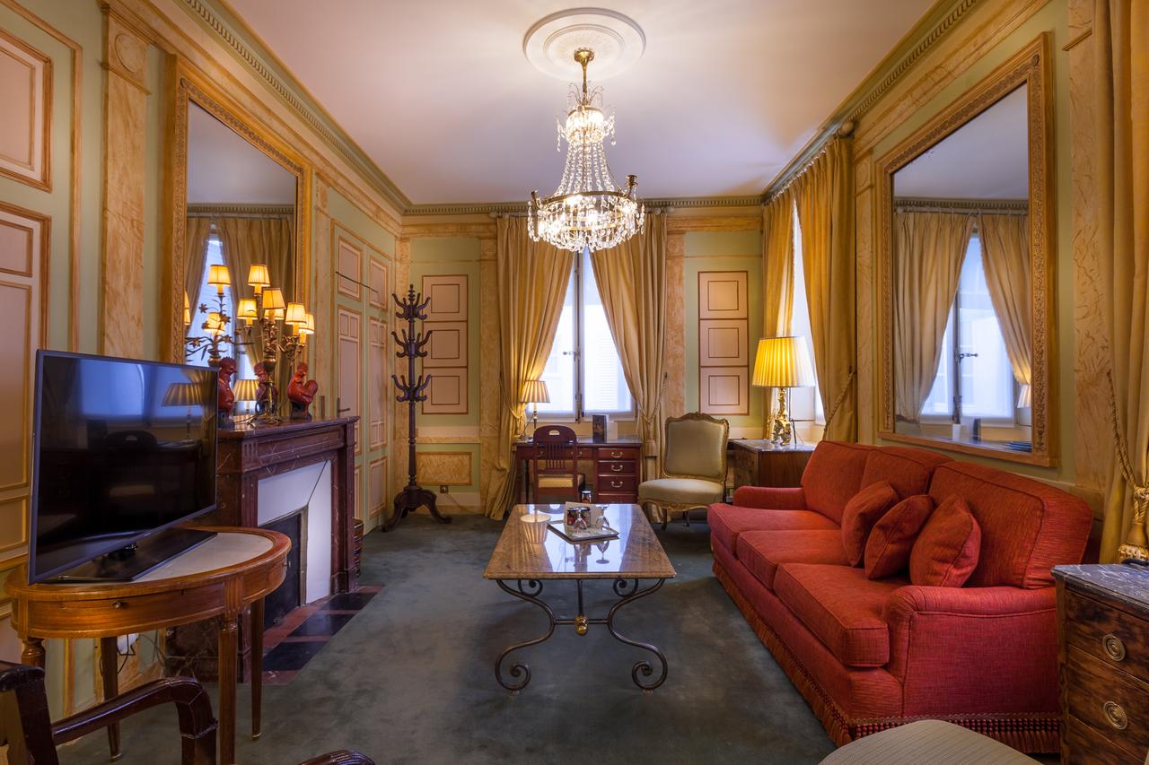 Duc De Saint-simon
