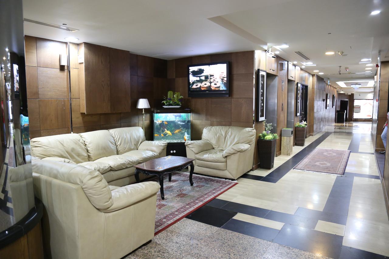 Dubai Palm Hotel