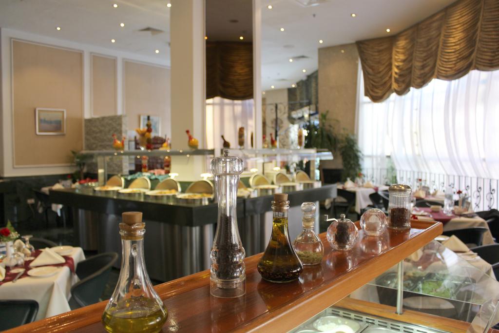 Al Diar Dana Hotel