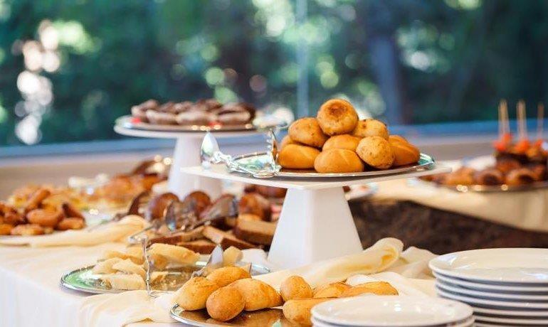 Royal Ascot Hotel