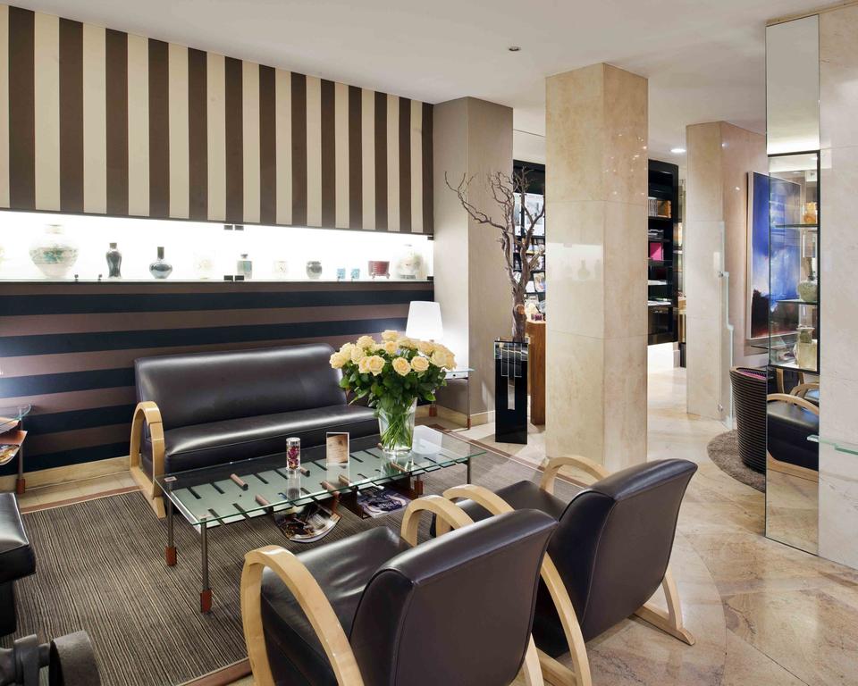 Hotel Cambon