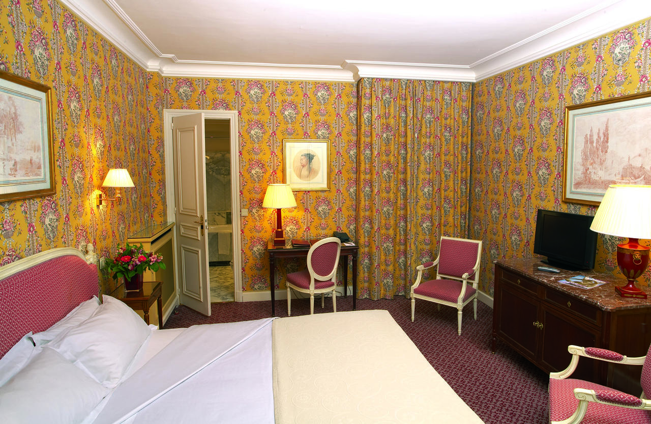 Victoria Palace Hôtel 5*