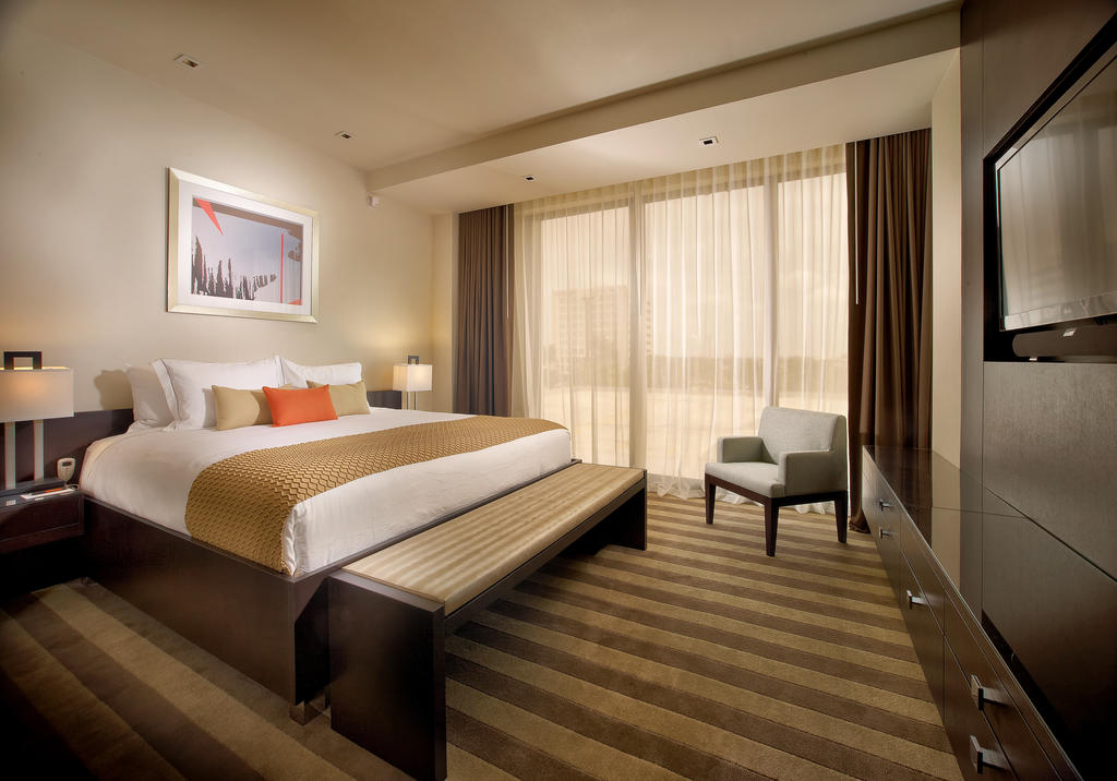 EB Hotel Miami