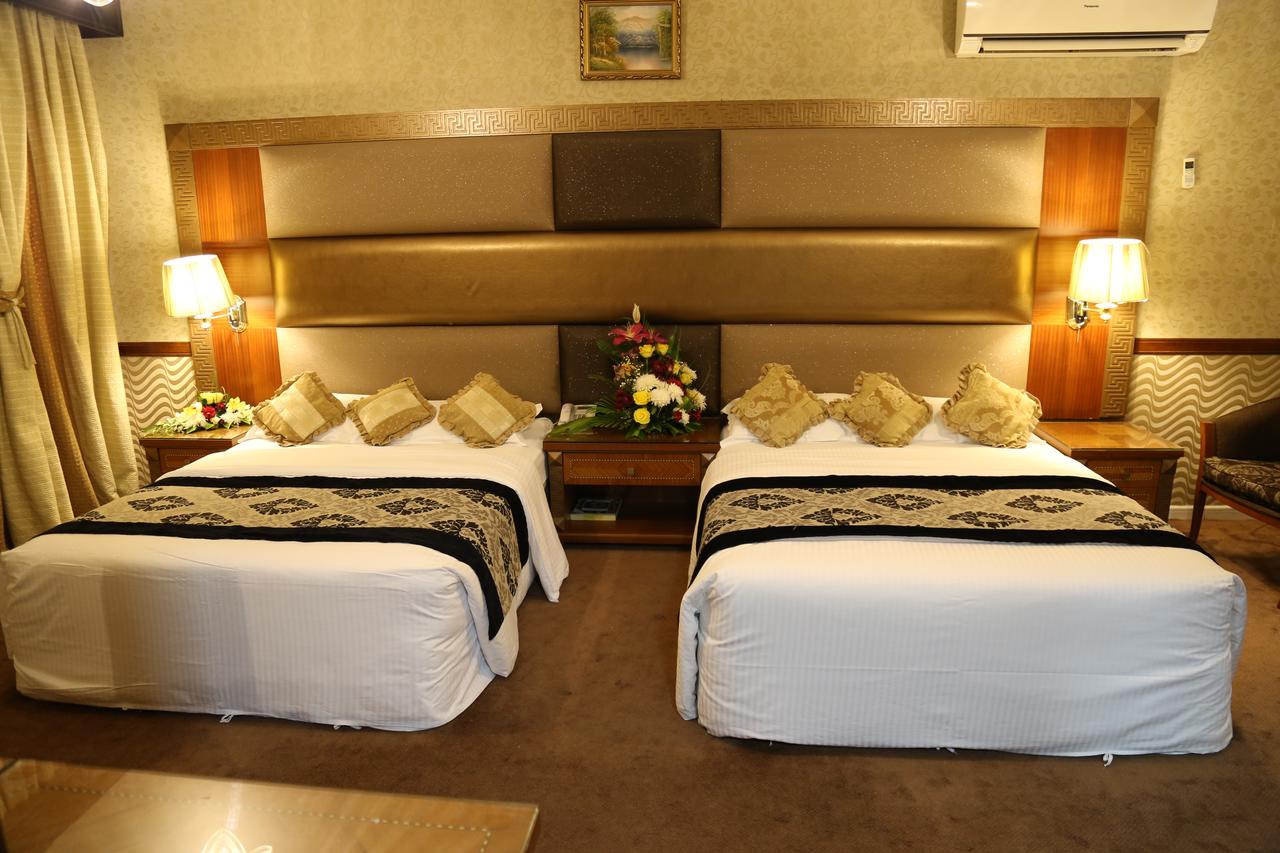 Dubai Palm Hotel