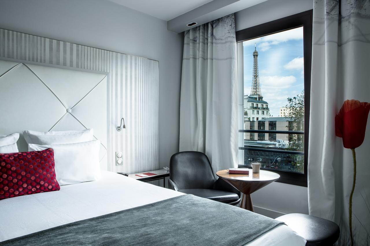 Le Parisis Hôtel