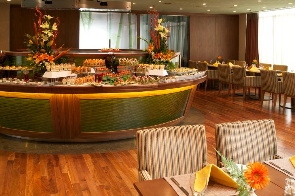 Ramada Chelsea Hotel