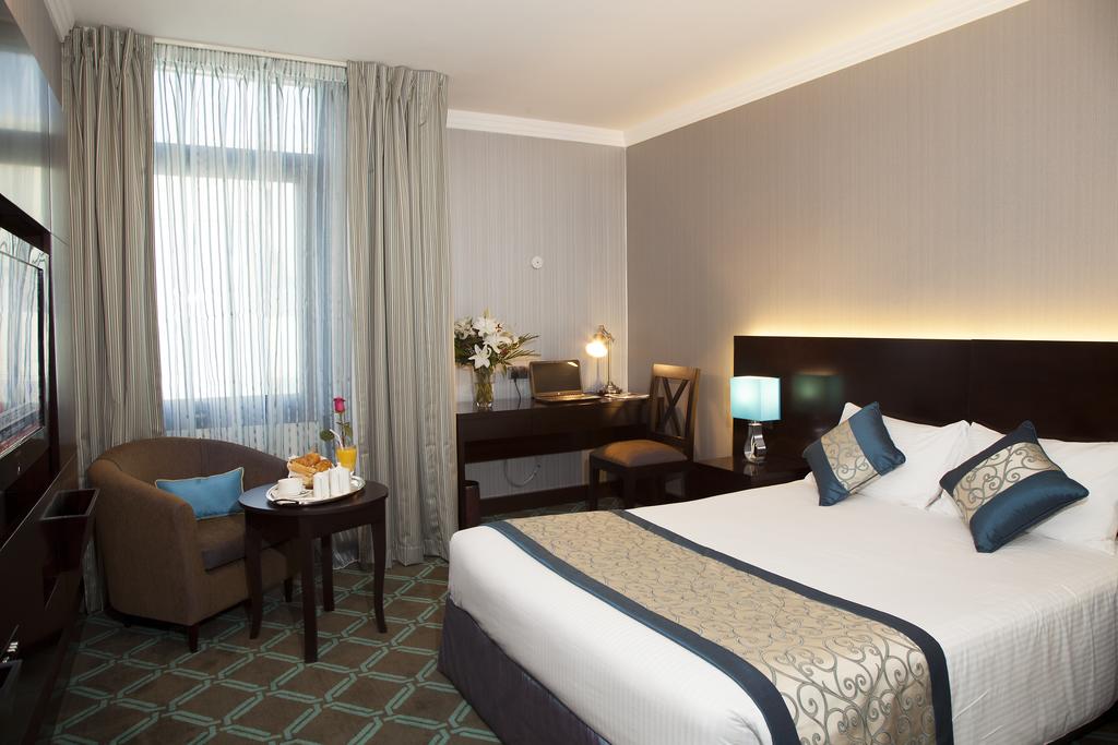 Mercure Abu Dhabi Centre Hotel