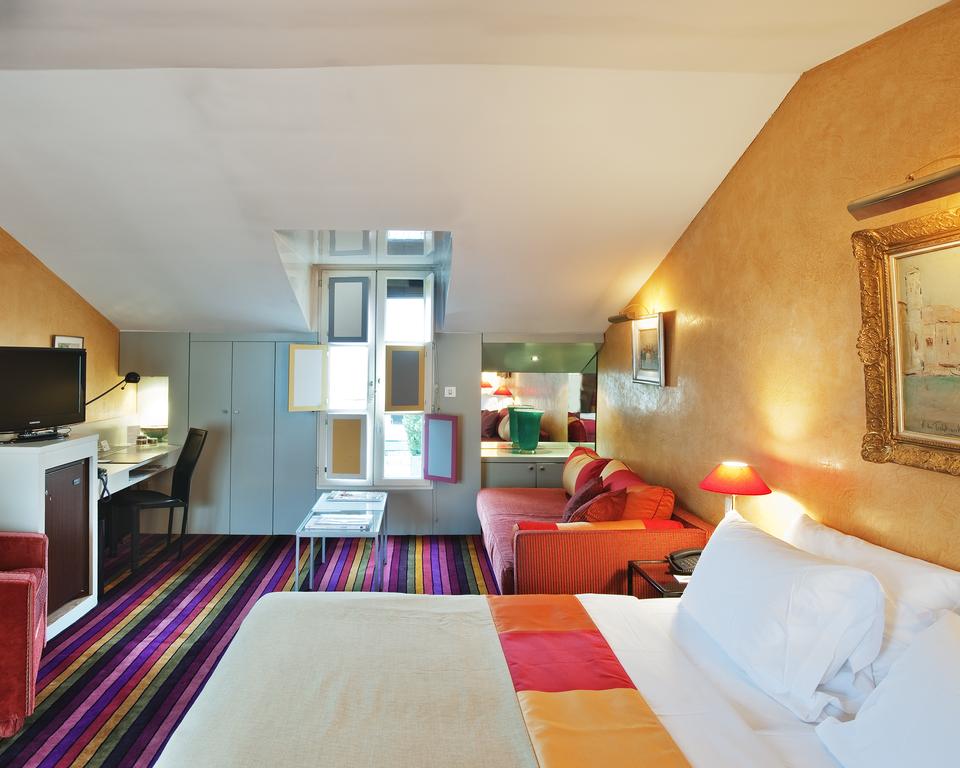 Hotel Cambon