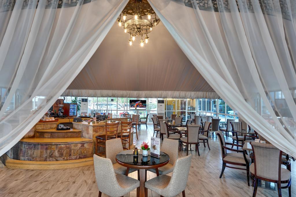 Emirates Grand Hotel
