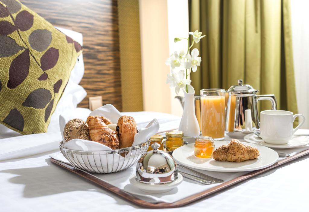 Atana Hotel