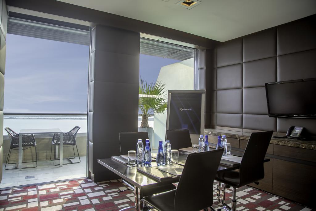 Radisson Blu, Abu Dhabi Yas Island