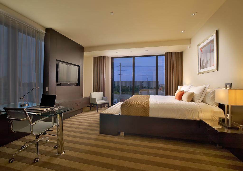 EB Hotel Miami
