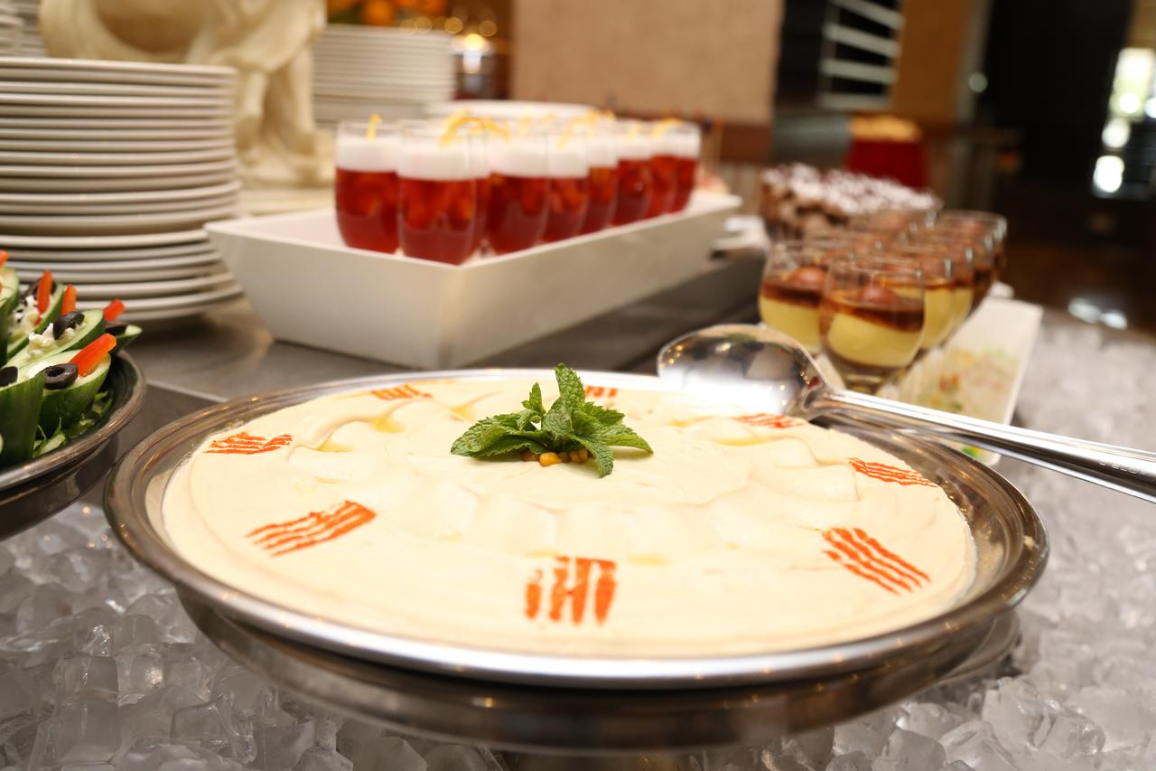 Dubai Palm Hotel