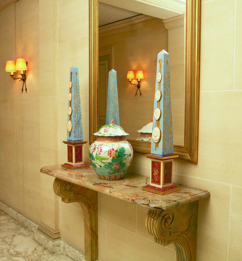 Victoria Palace Hôtel 5*