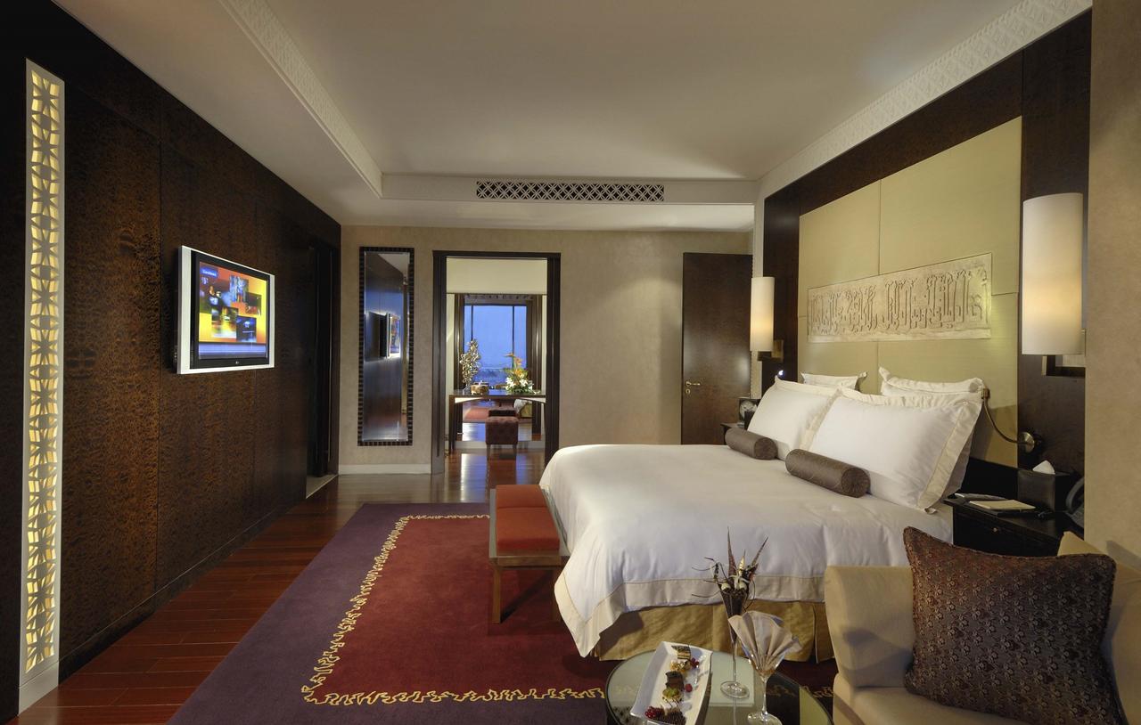 The H hotel