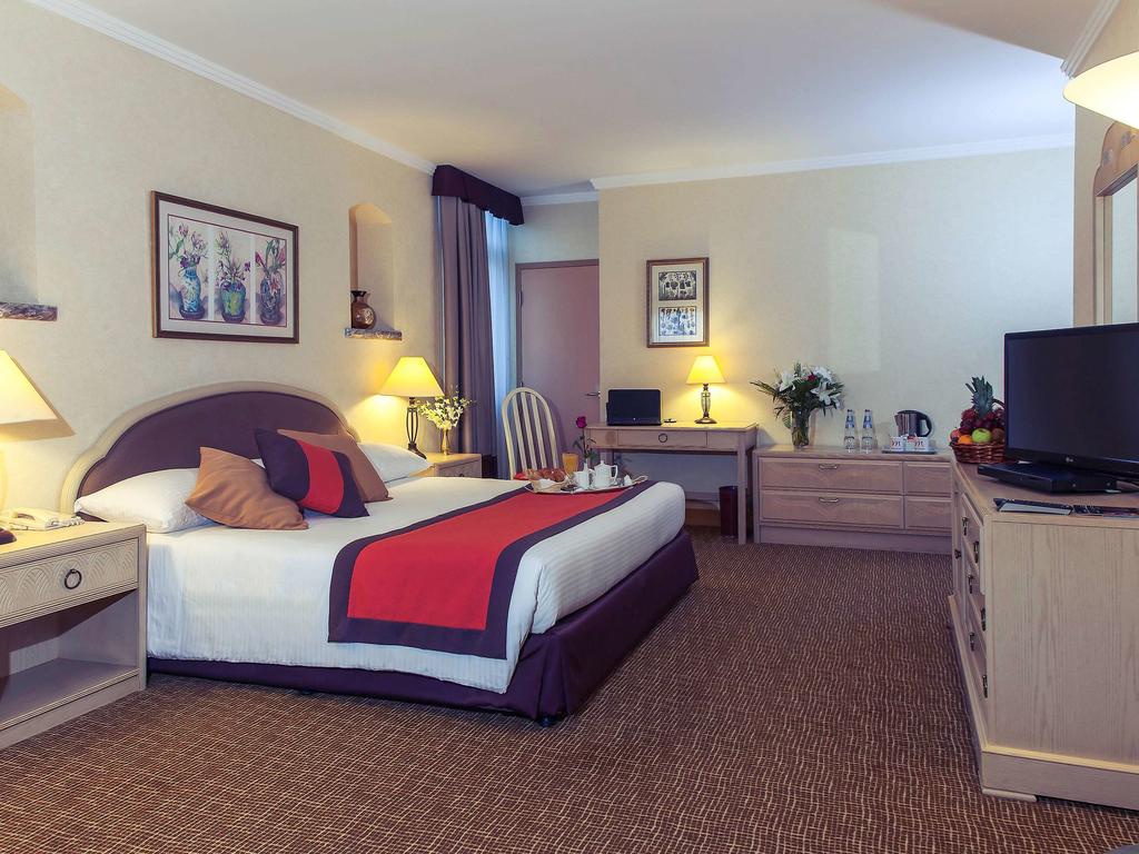 Mercure Abu Dhabi Centre Hotel