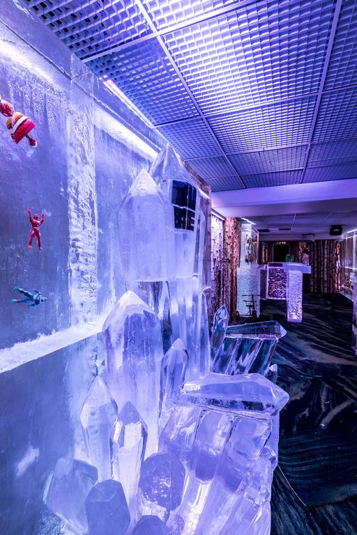 Kube Hotel Paris
