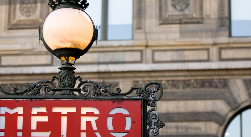 Hotel Royal Saint Honoré Paris