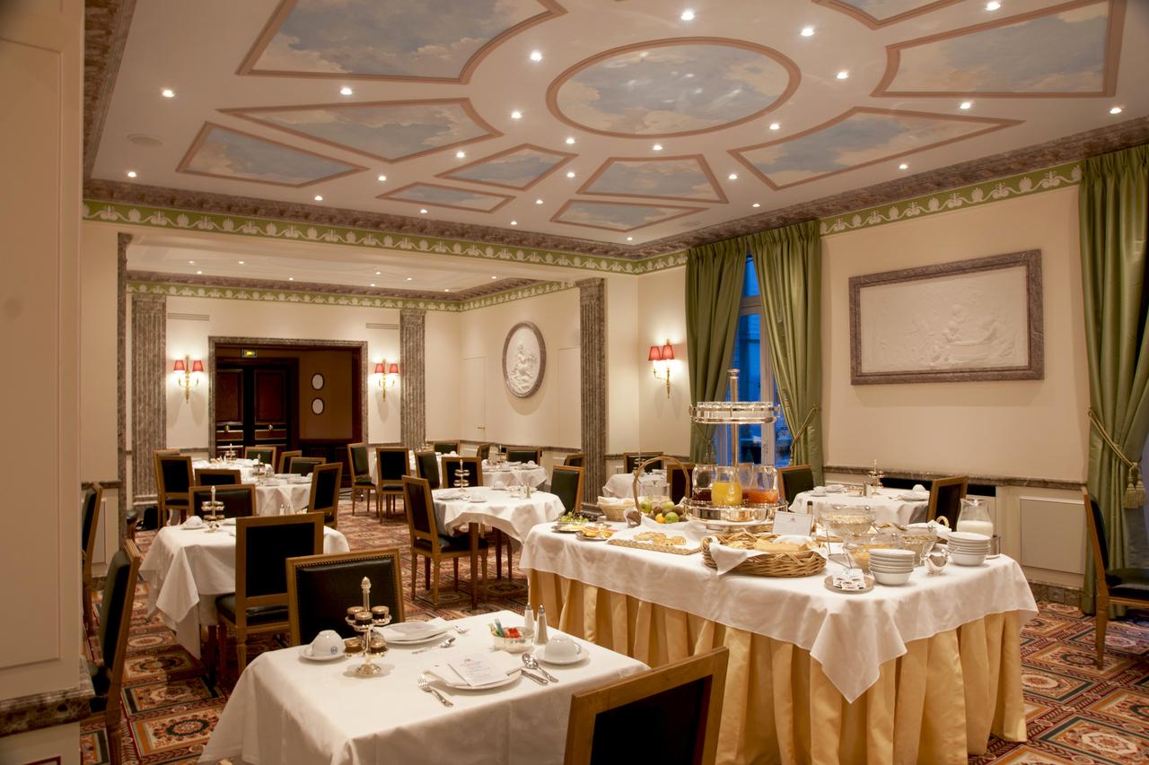 Victoria Palace Hôtel 5*