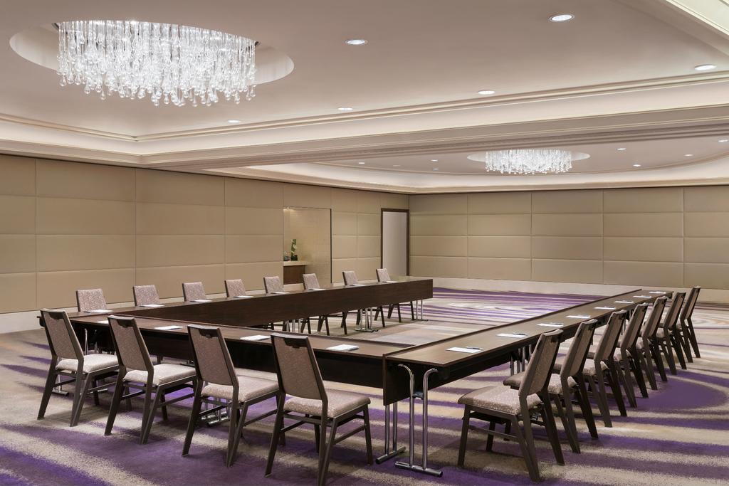 The Westin Abu Dhabi Golf Resort & Spa