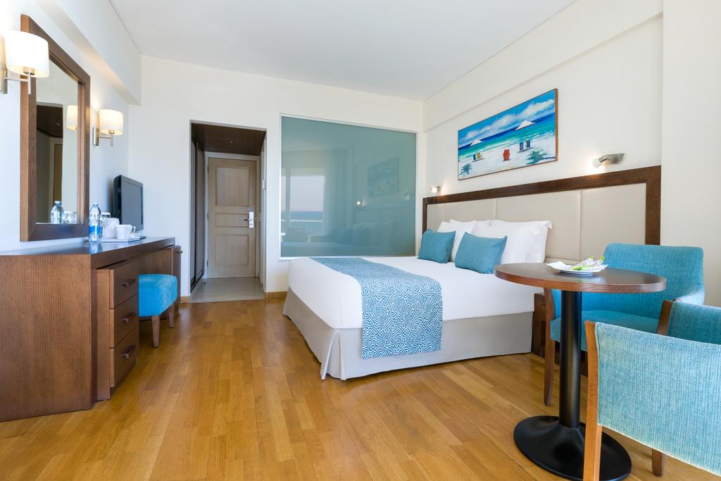 Golden Bay Beach Hotel