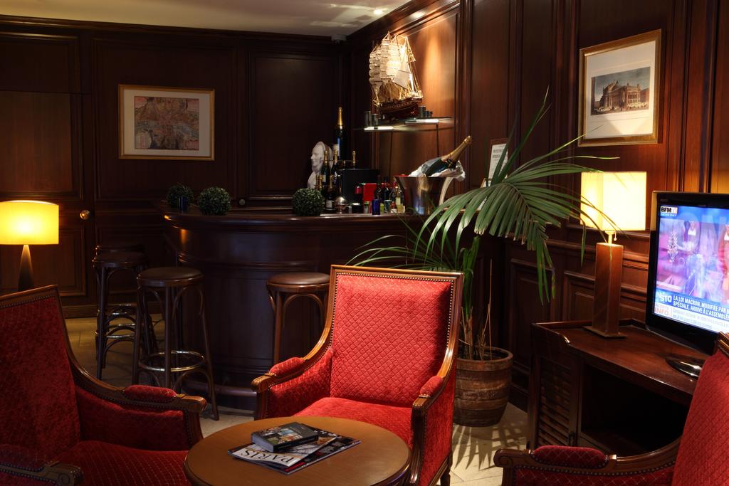 Amiral Hotel