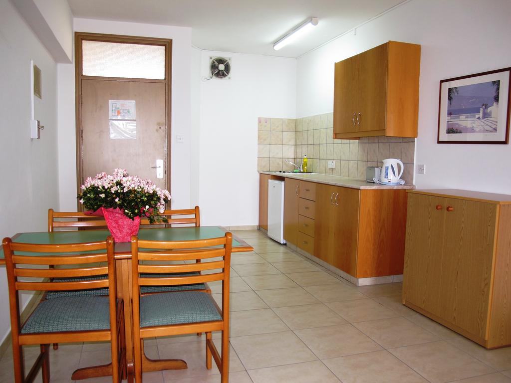Sun Hall Beach Hotel Apartments