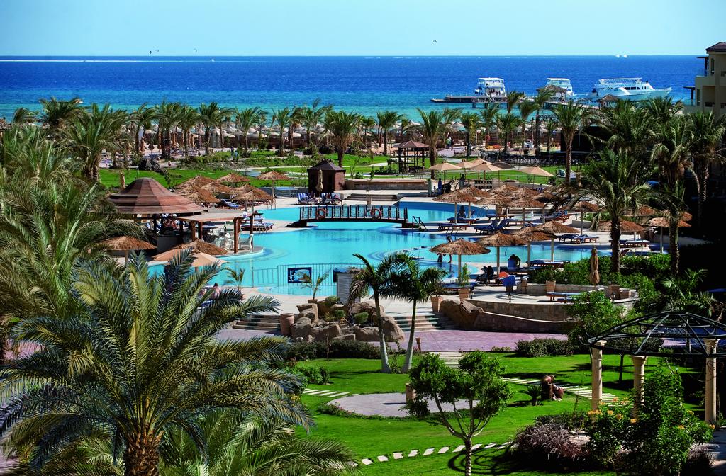 Amwaj Blue Beach Resort & Spa - Abu Somba
