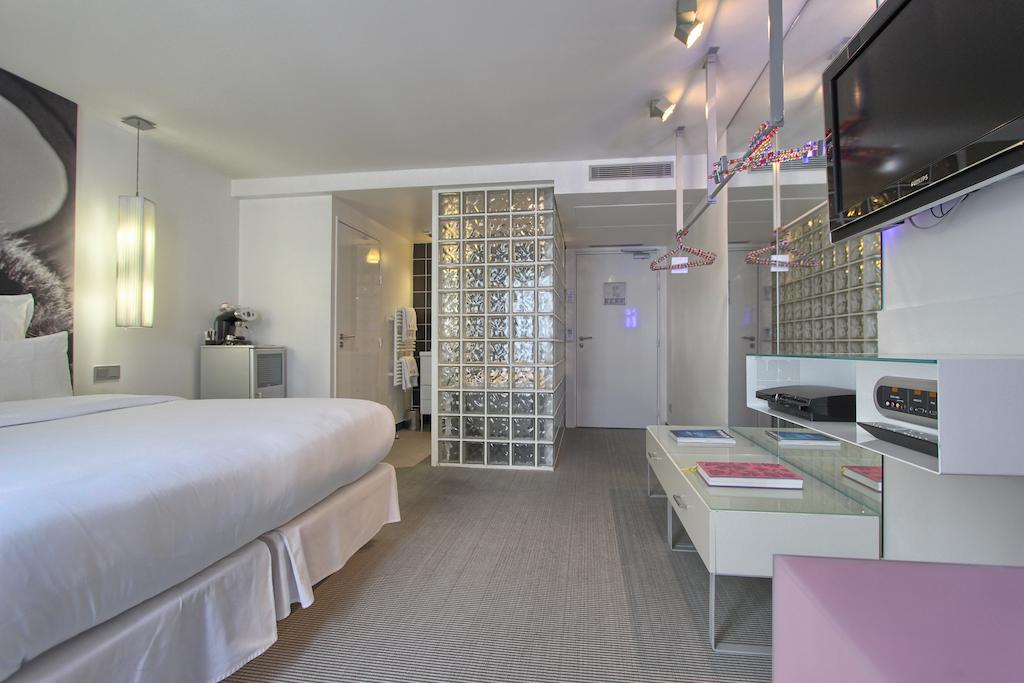 Kube Hotel Paris