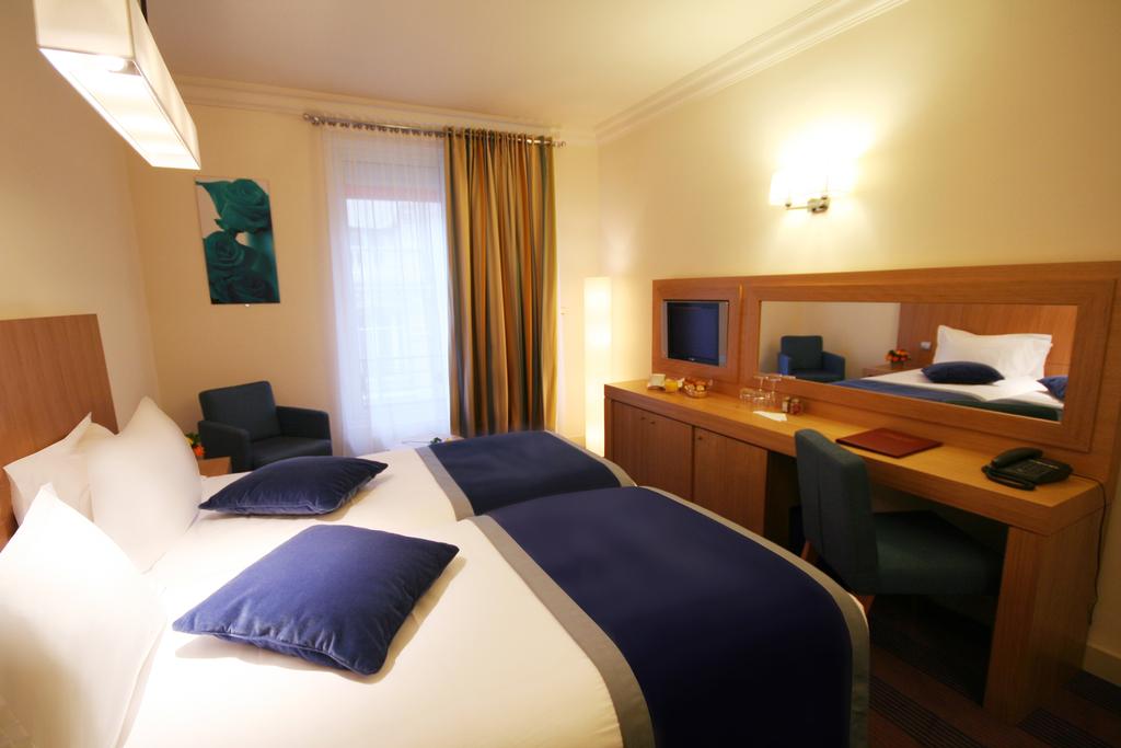 Hotel Westside Arc de Triomphe