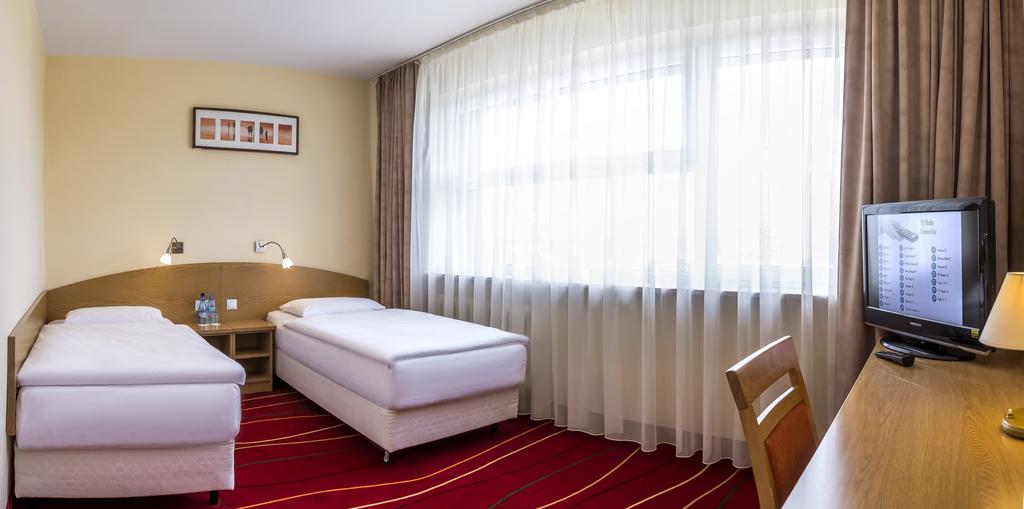START hotel ATOS**