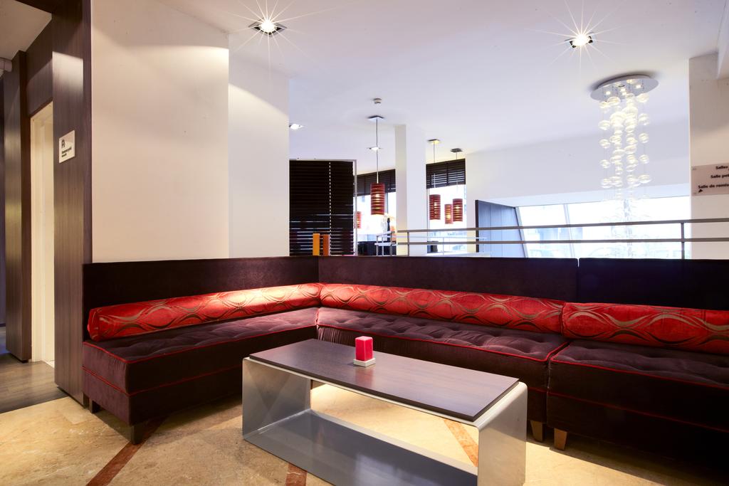 Hôtel Kyriad Prestige Paris Ouest Boulogne