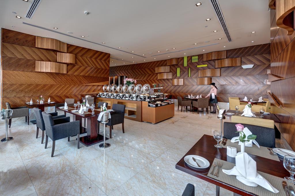 Emirates Grand Hotel