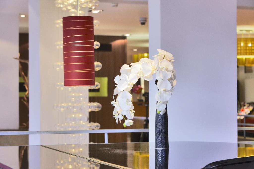 Hôtel Kyriad Prestige Paris Ouest Boulogne