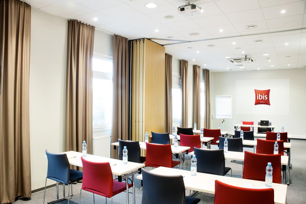 ibis Warszawa Ostrobramska