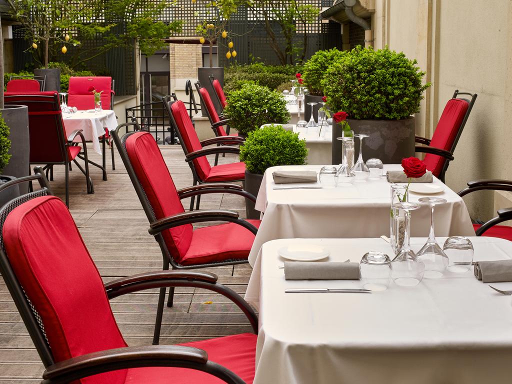 Radisson Blu Hotel, Champs Elysees Paris