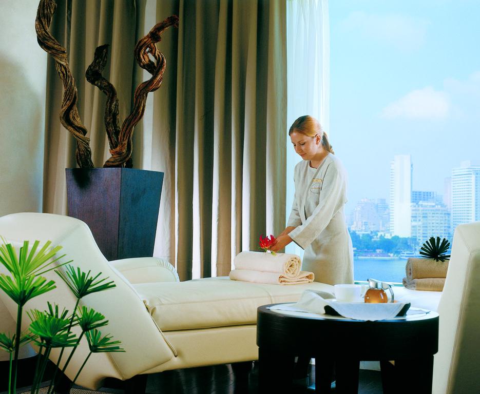 Four Seasons Hotel Cairo at Nile Plaza