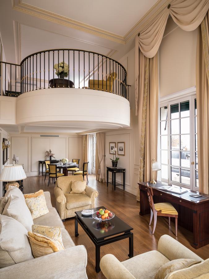 Shangri-La Hotel, Paris
